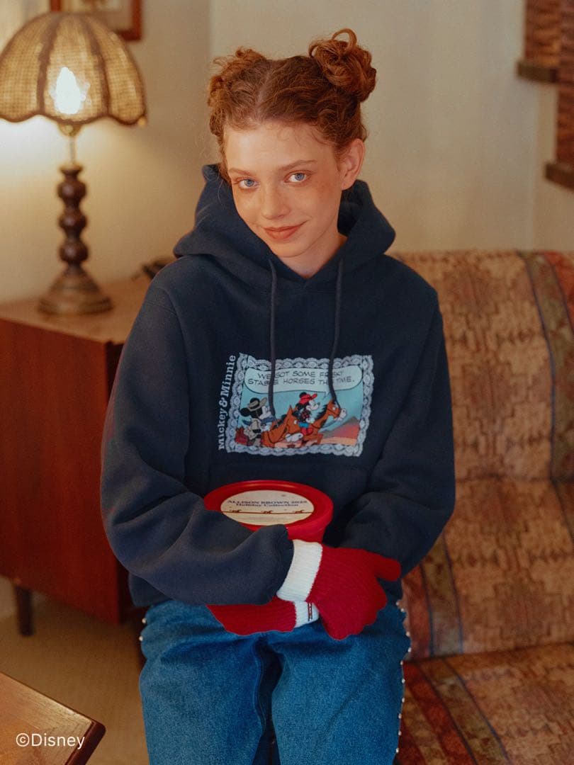 アリソンブラウン　紗栄子　ディズニー　Disney ミッキーマウス　パーカー