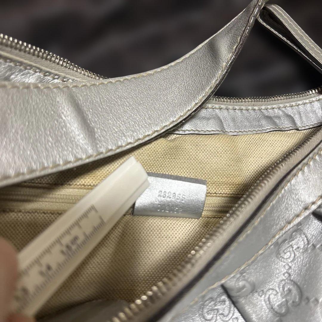 GUCCI スーキー GG柄 ワンショルダー　シルバー　中古