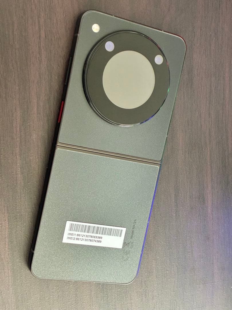 【新古品】nubia Flip 5G SIMフリー 保証有 eSIM対応