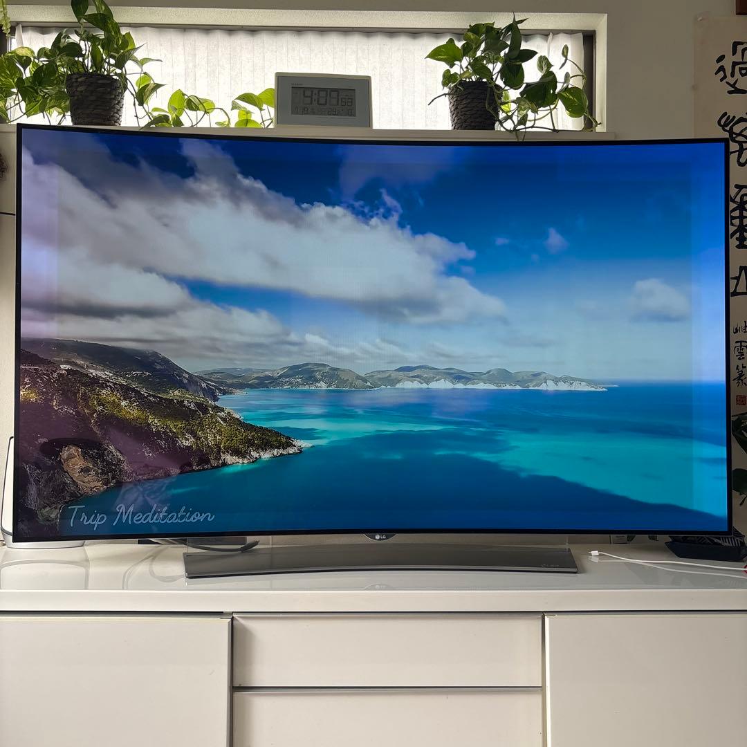 karin 4K 有機テレビ　65型　カーブ希少です