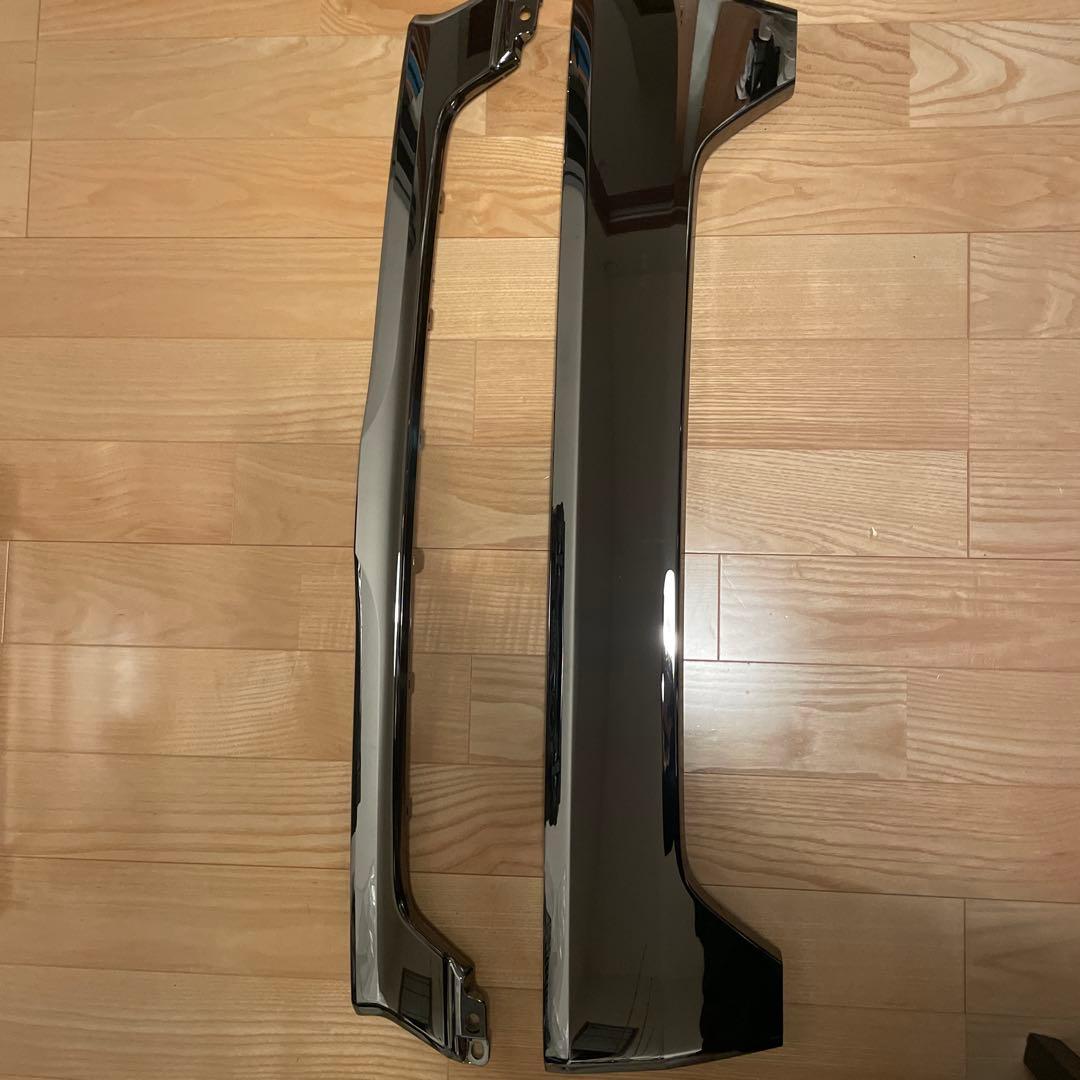 トヨタ ハイエース　フロントグリル　新品未使用