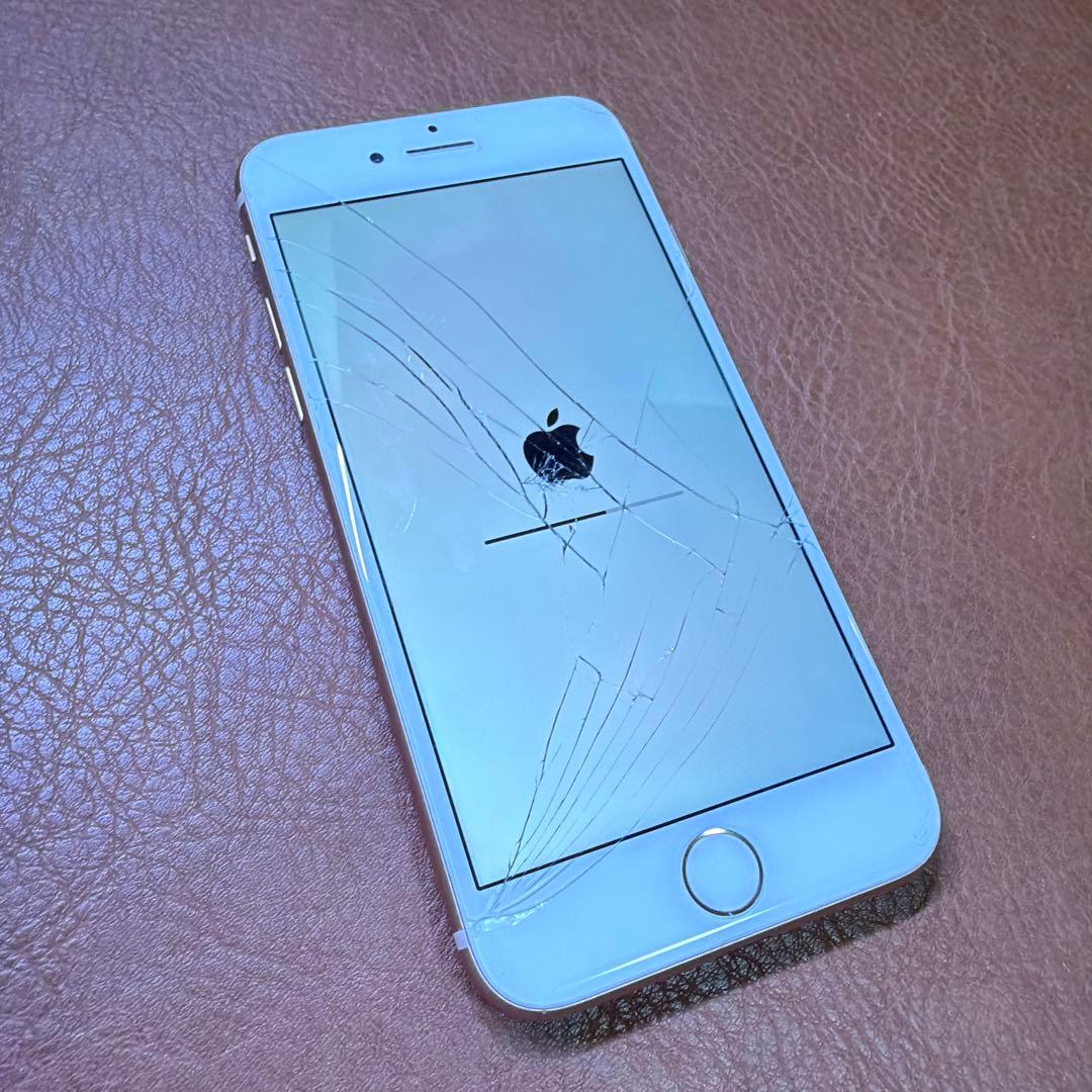 iPhone 8 画面ひび割れあり　256gb