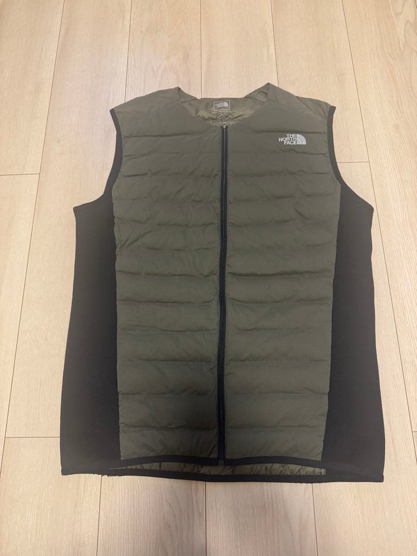 ノースフェイス　レッドランプロベスト　NY8197ニュートープ　L