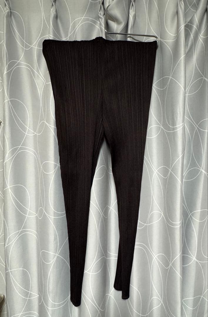 プリーツプリーズ パンツ サイズ4