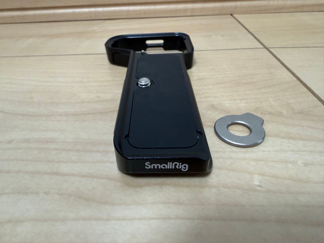 タロタロ⭐︎SONY α7C II 本体 グリップおまけ付き