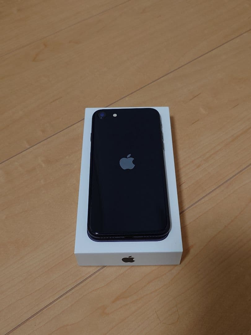 【新品品質/即発送】iPhone SE 第3世代 100% 64GB SIMフリ