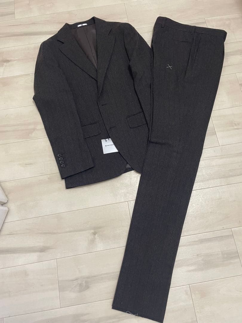 ブラウンスーツ　秋冬　ストライプ