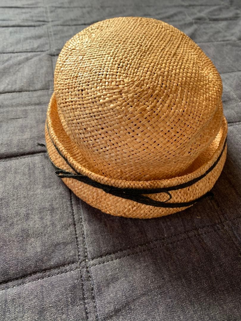 作家さん　麦わら帽子