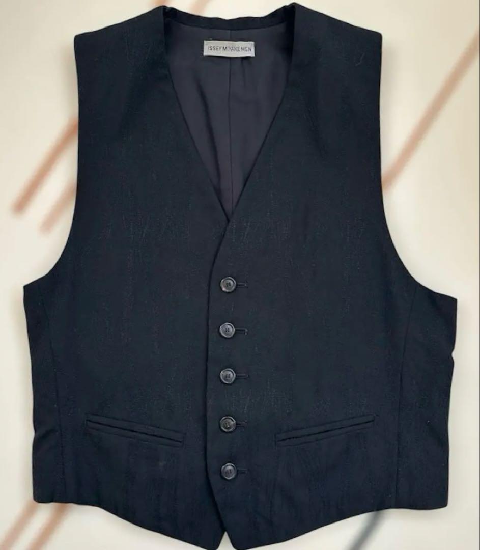 イッセイミヤケ Issey Miyake Men ウール 刺繍 ベスト L 黒