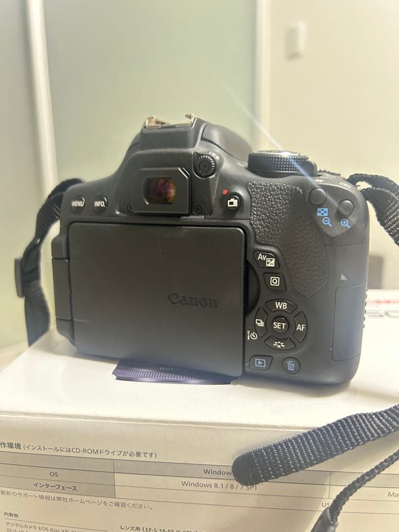 美品 【Canon EOS Kiss X8i ダブルレンズ】 Wi-Fi搭載