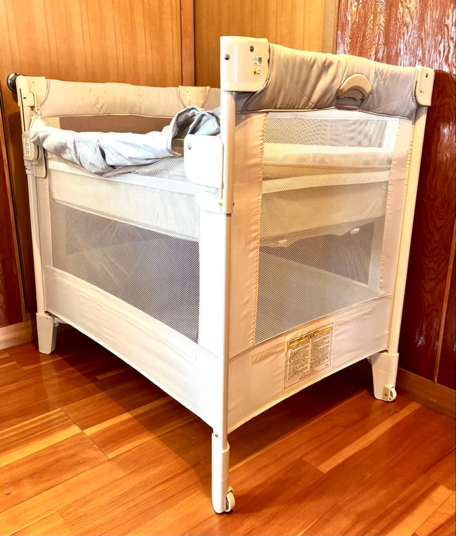 Aprica ベビーベッド ココネルエアー 折りたたみ収納可能