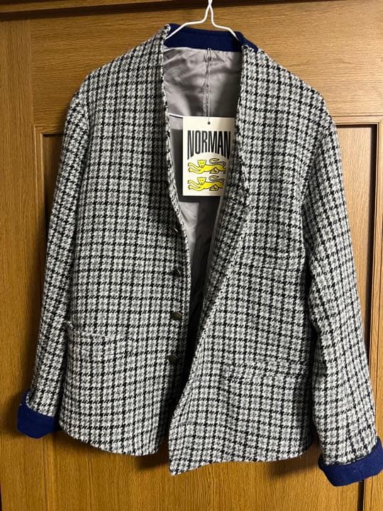 値下げ❗️norman ノルマン　ハリスツイード　ノーラカージャケットお洒落❗️