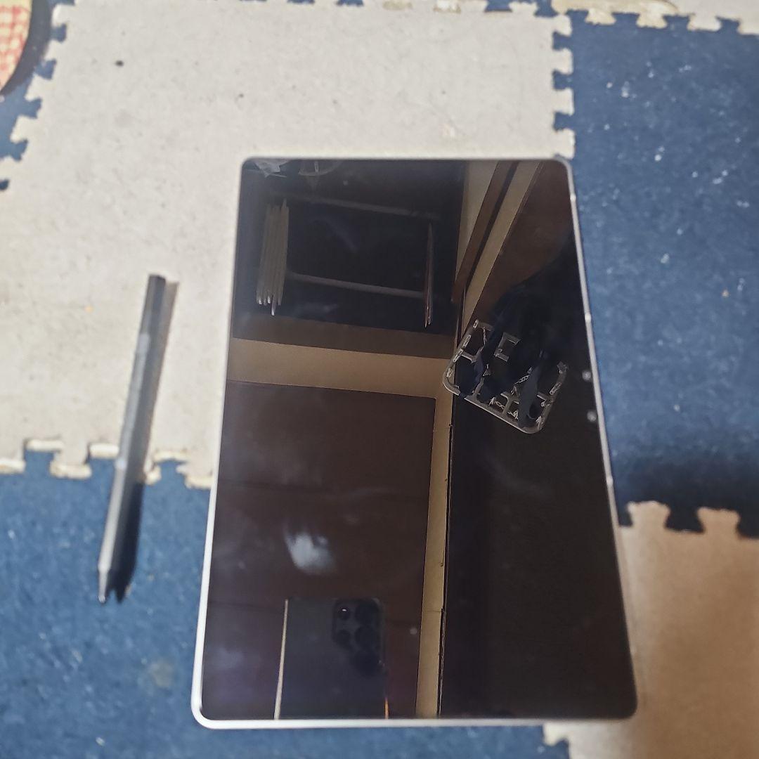 Liveタブ中古Android本体 シルバー スタイラスペン付き