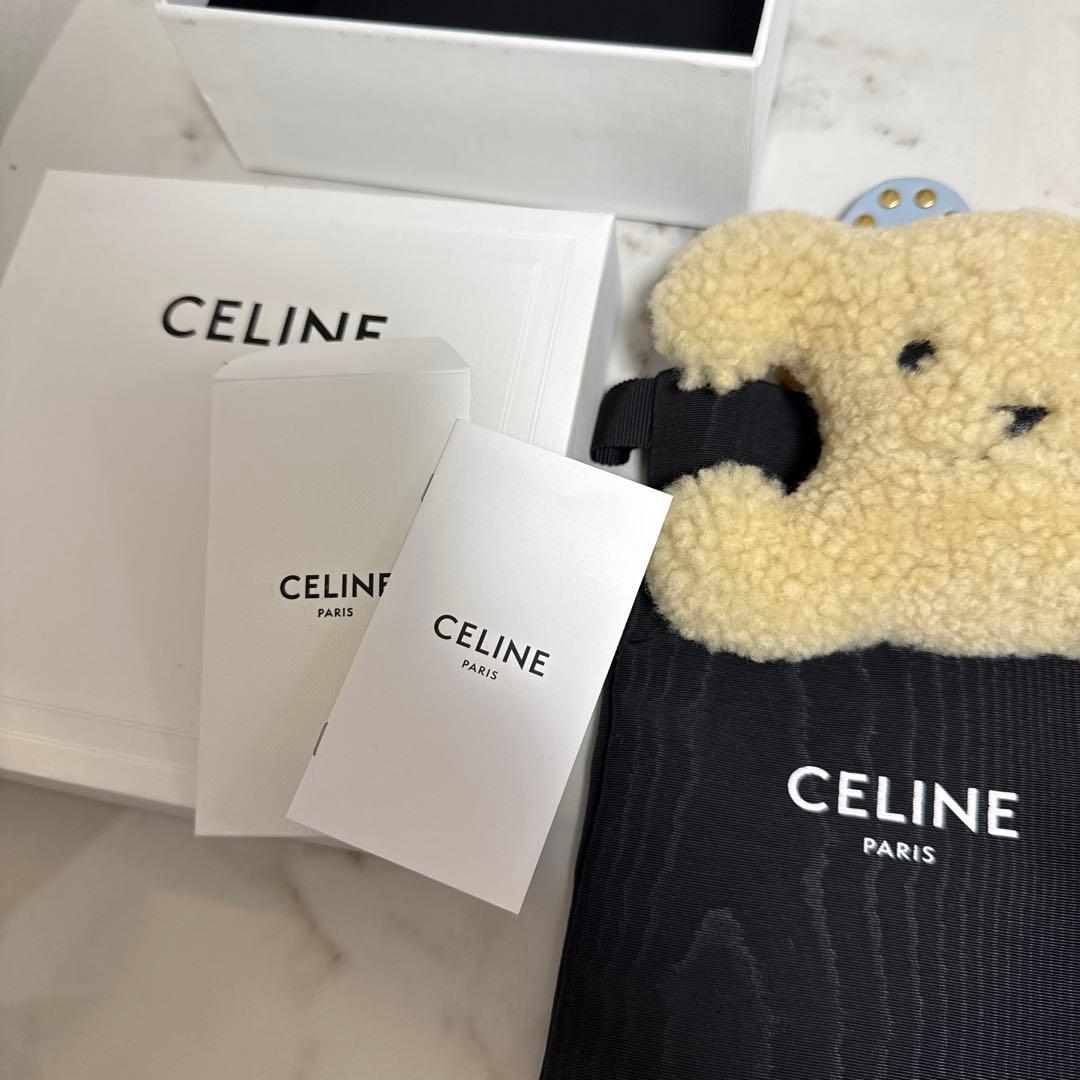 新品　付属品完備　CELINE セリーヌ　トリオンフ ポンポンチャーム