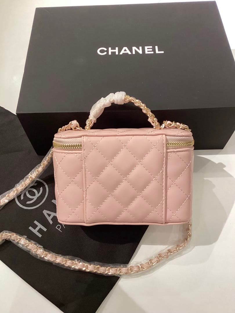 広夢　お取り置き　シャネル　ラインストーンハンドルバニティピンクノベルティ