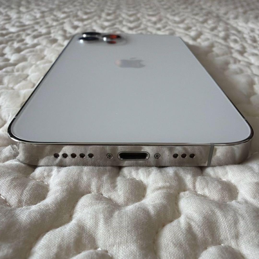 Apple iPhone12pro 128GB シルバー 本体のみ