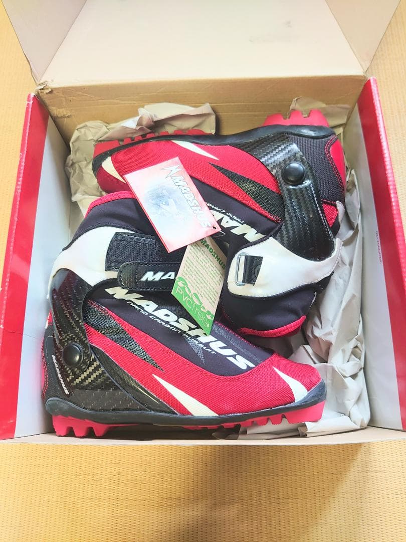 クロスカントリースキーブーツ　新品未使用　EU36