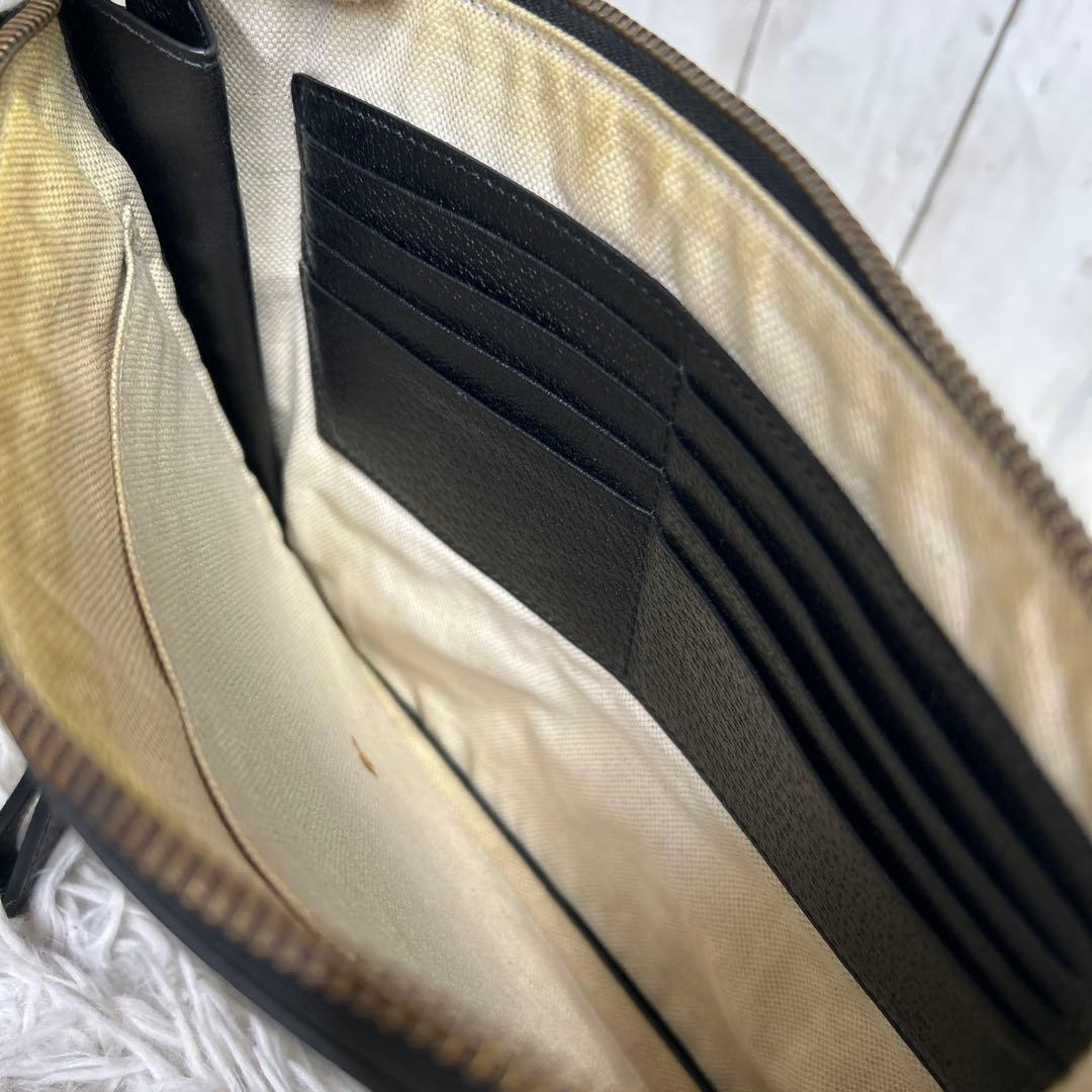 GUCCI セカンドバッグ　クラッチバッグ　ビー　ハチ　ロゴ　レザー　ブラック