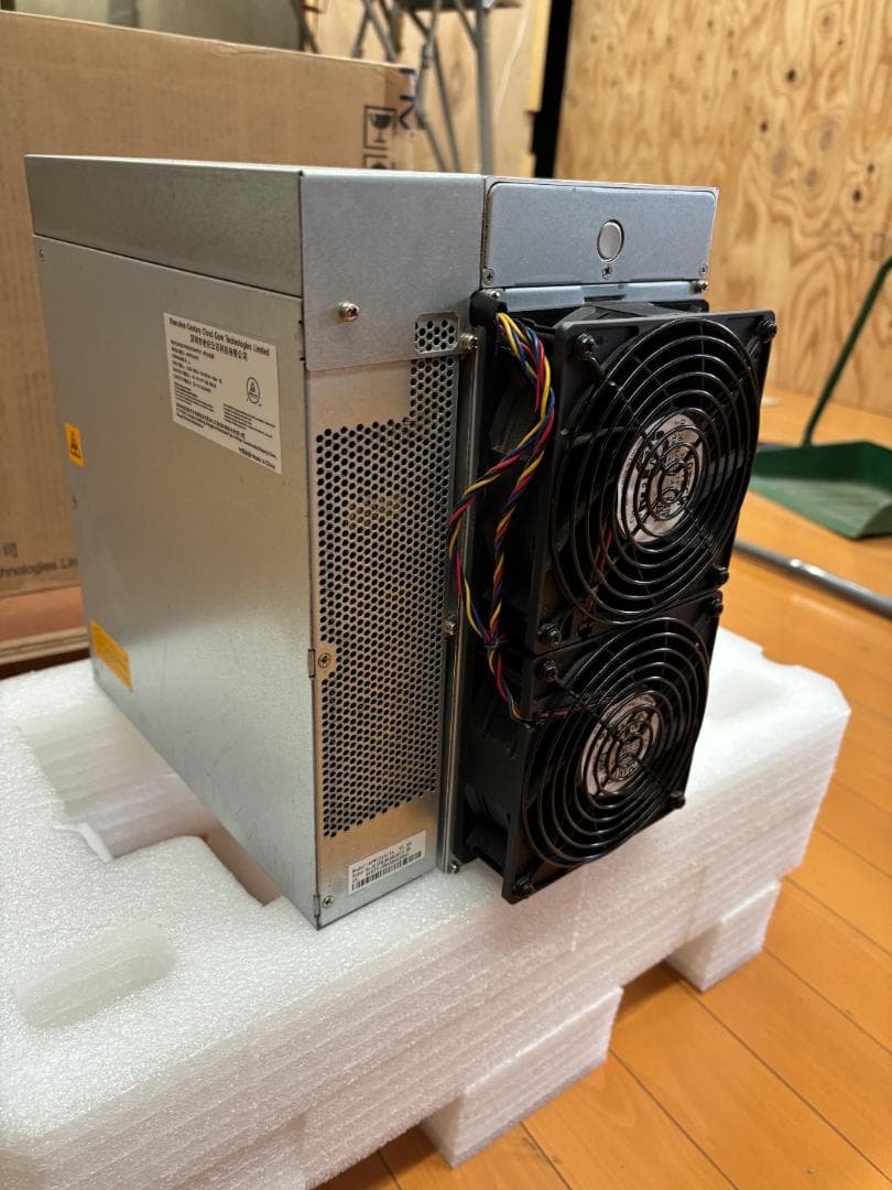 Bitmain Antminer L7 (9.05Gh)マイニングサーバー4