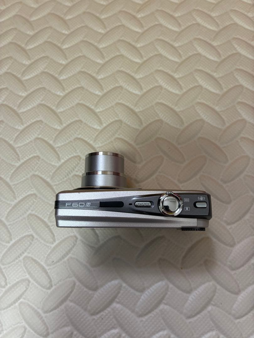 fujifilm&富士フイルム　f60fd デジタルカメラ