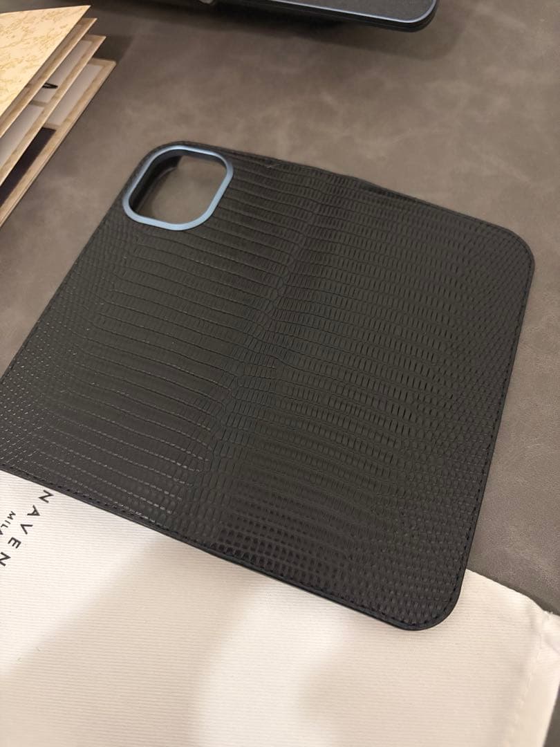 定価2.2万 完売品ボナベンチュラ iPhone17 手帳ケース付属品完備 美品