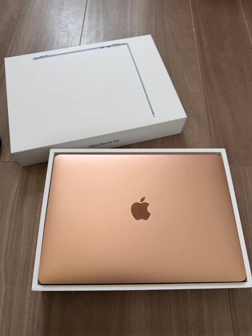 MacBook Air ゴールド(M1、2020)8GB 512GB