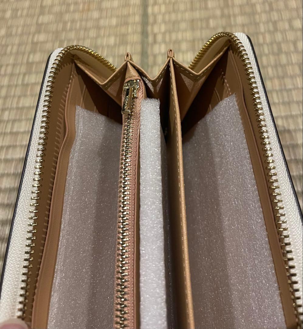 【新品未使用】COACH　長財布　C8695　SV/WT　ホワイト　花柄