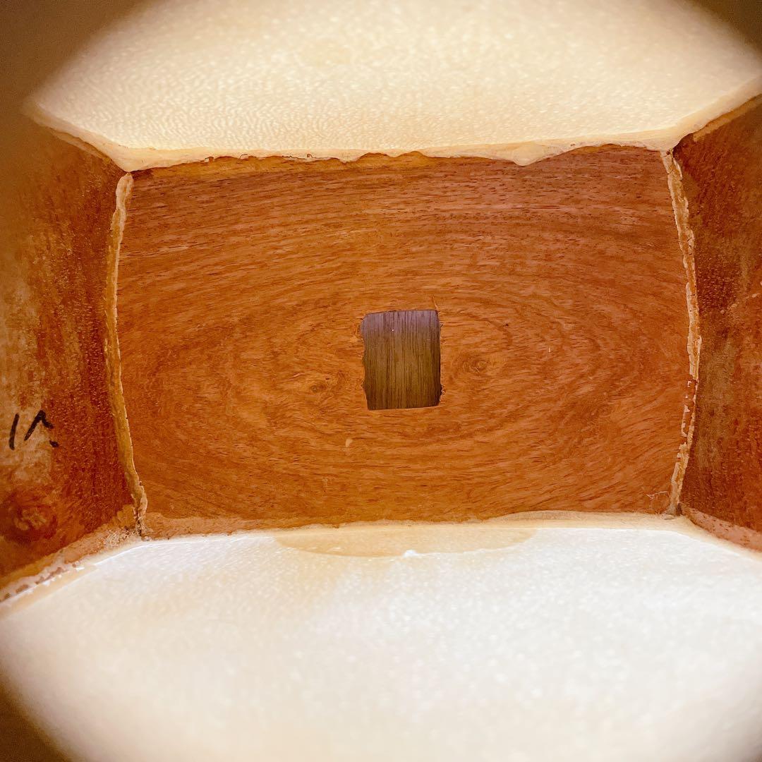 三味線 細棹 花梨 平溝 丸打胴 鳩胸 犬皮 和楽器