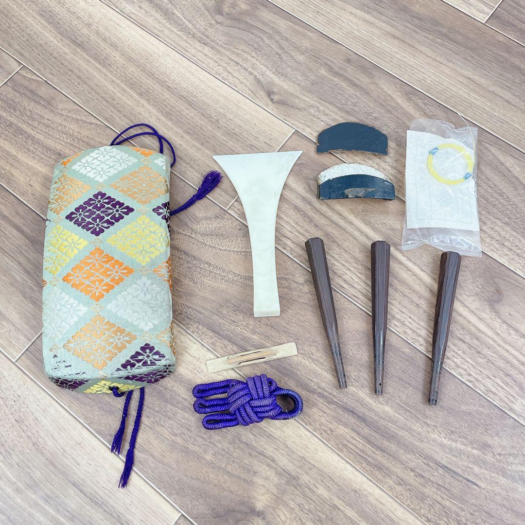 三味線 細棹 花梨 平溝 丸打胴 鳩胸 犬皮 和楽器