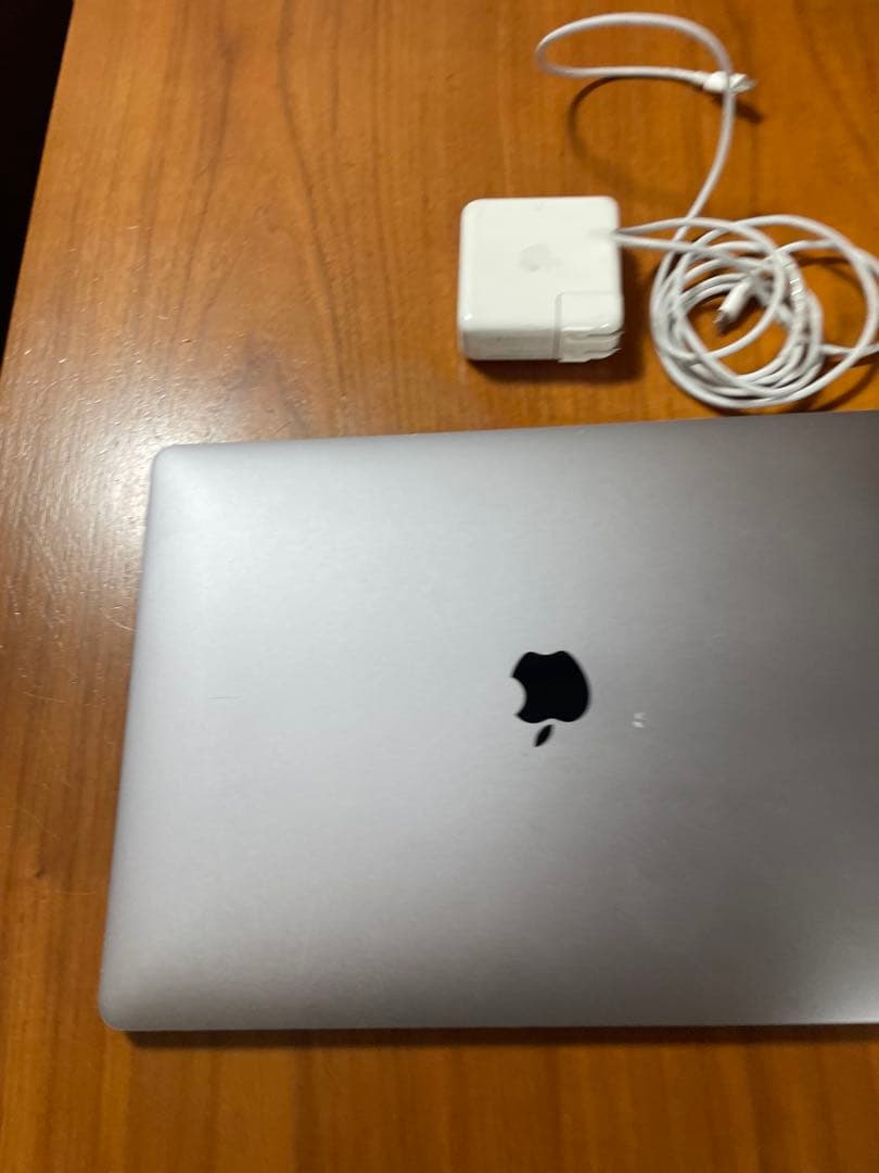 MacBook Pro 2016 （15インチ）16GB