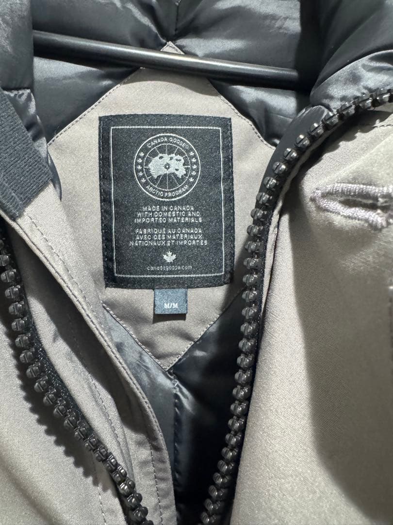 【美品 1番人気Ｍサイズ】カナダグース ブラックレーベル