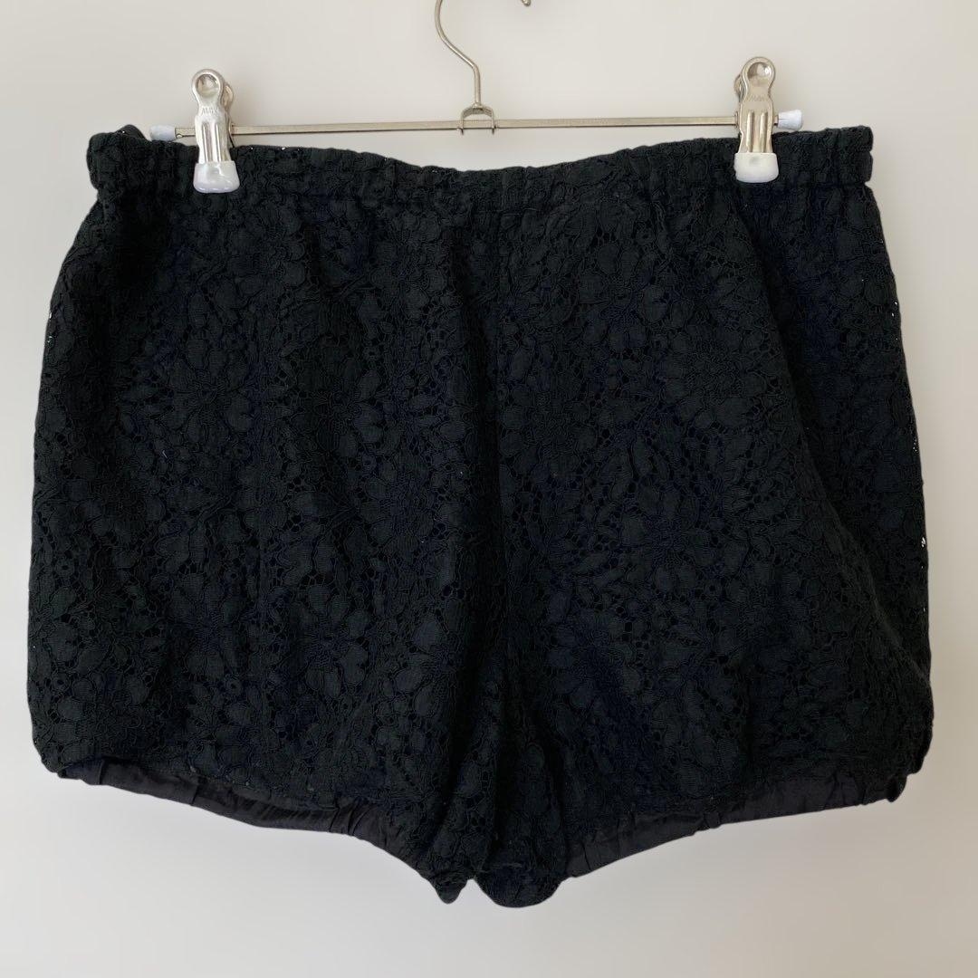 MIU MIU ブラックレースショートパンツ 40