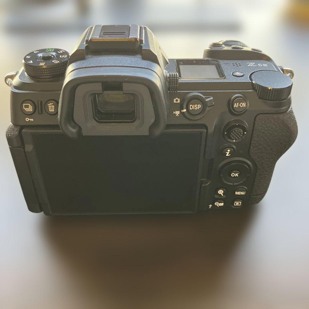 Nikon Z6Ⅲ カメラ本体+純正バッテリー