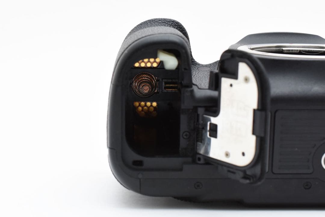 デジタルー眼レフカメラ Canon EOS 5D Mark III