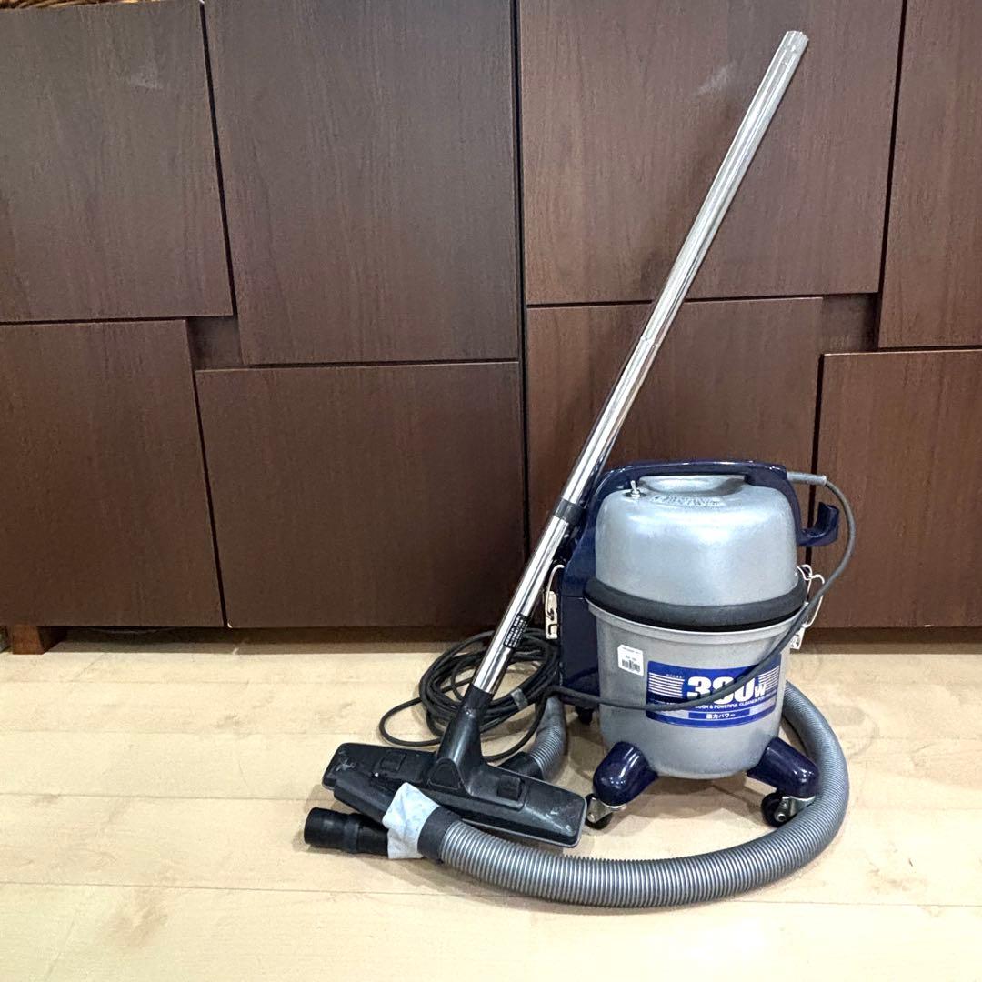 【美品】Panasonic　業務用　掃除機 MC-G3000P-S　強力