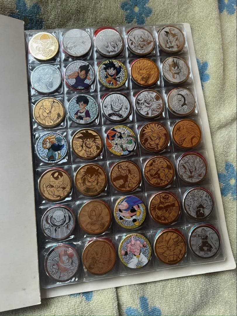 【非売品】ドラゴンボール　メンコホルダー&メンコ