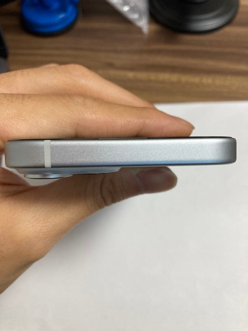 M5【即日発送】バッテリー100%iPhone15 ブルー 128GB 海外版