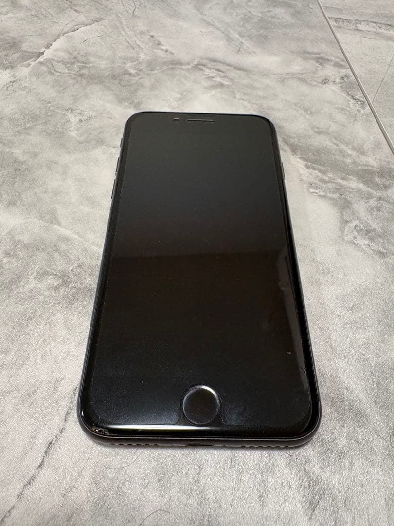 【初期化済！超美品】Apple iPhone 8 ブラック