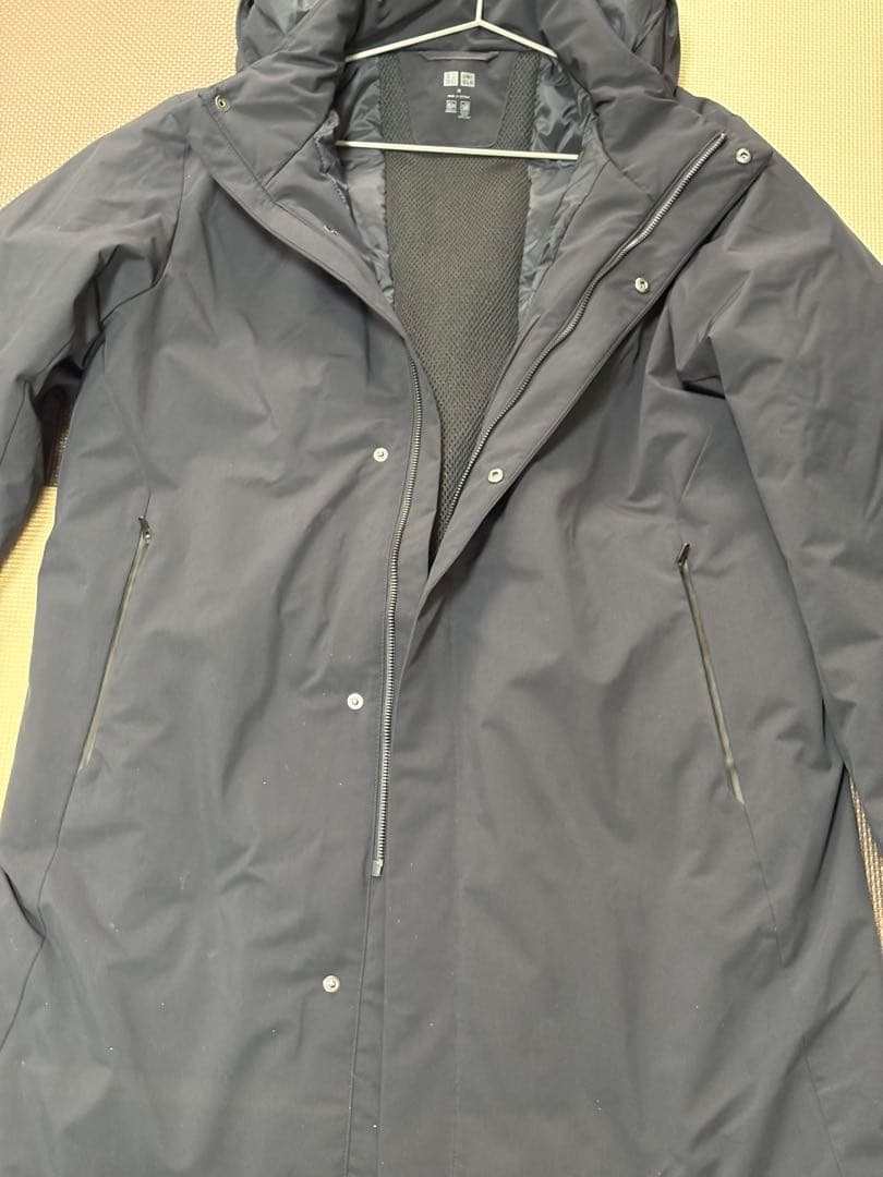 UNIQLO ハイブリッドダウンコート