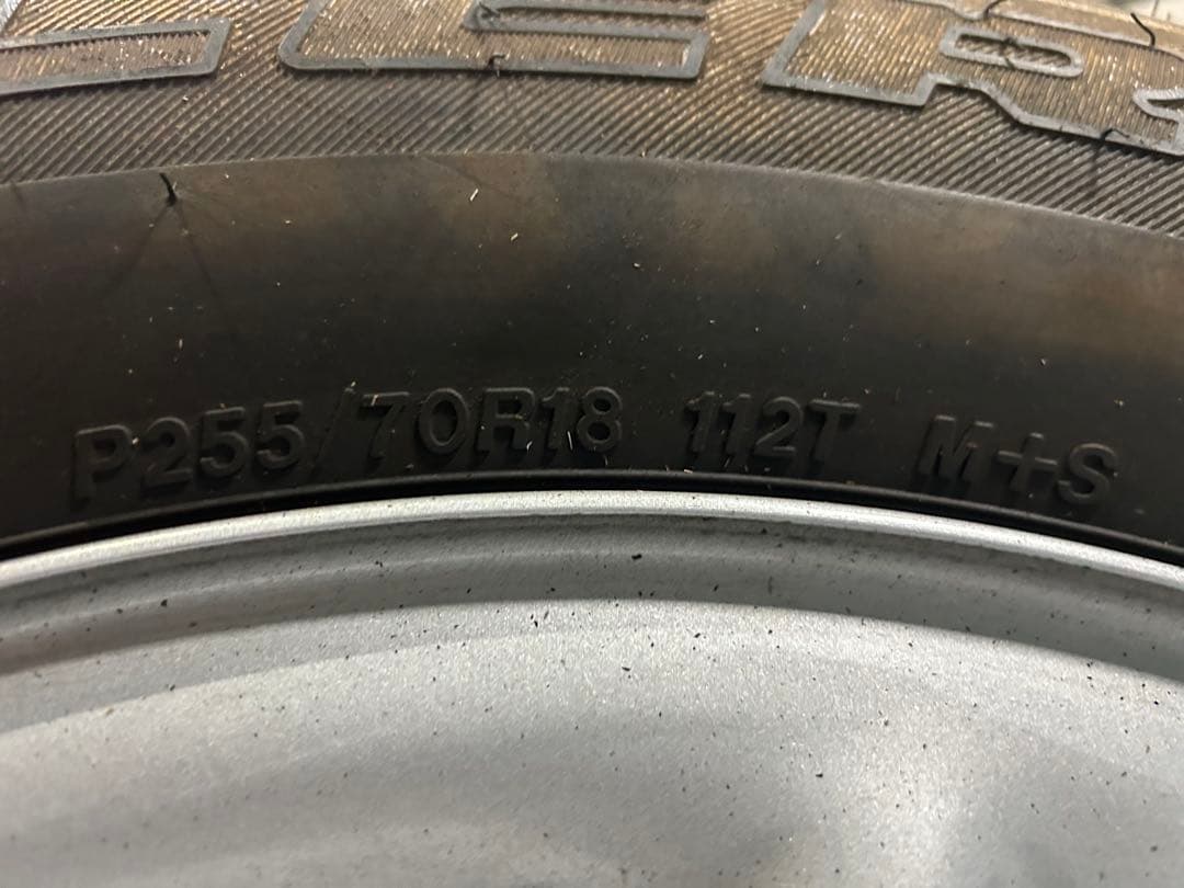 USトヨタ タンドラ純正 18inch 255/70r18 4本