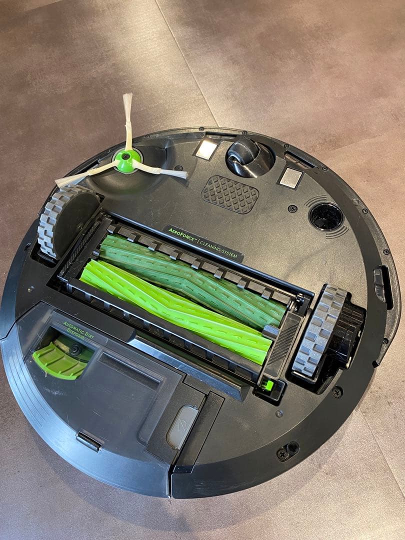 iRobot Roomba i3 アイロボット　ルンバ