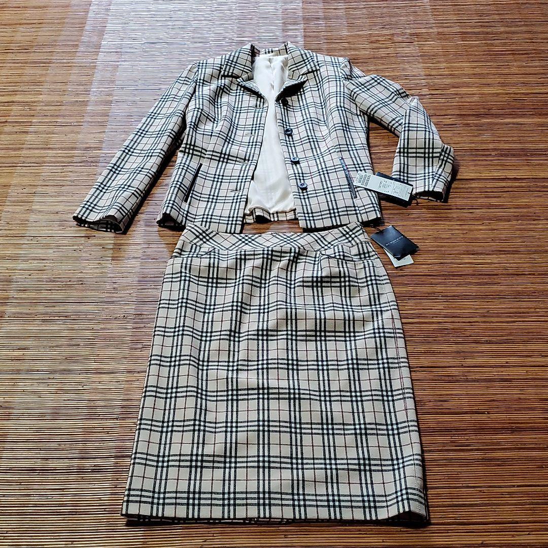 ジャケット　スカート