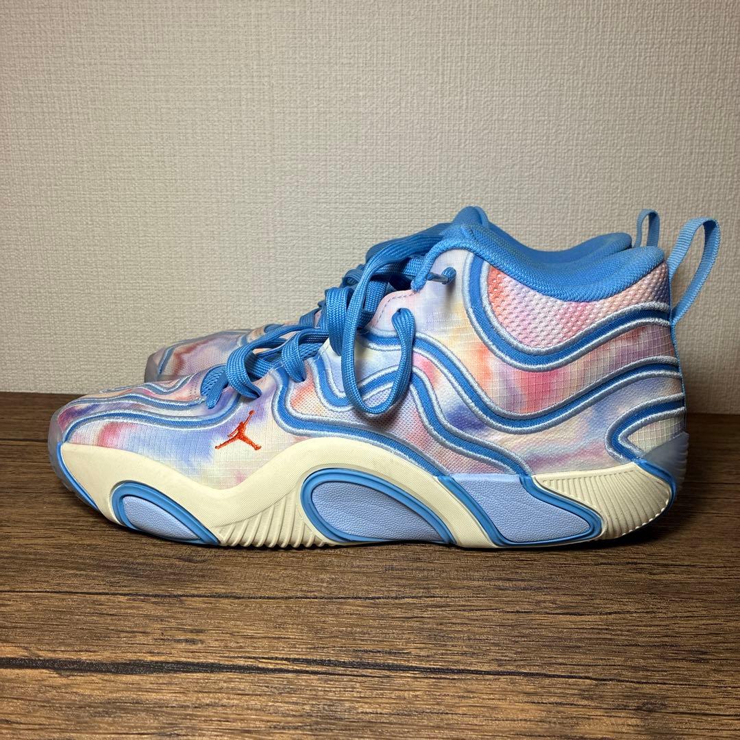 バスケットボールシューズ　テイタム3