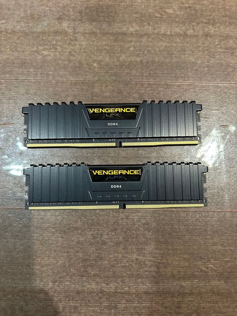 Corsair DDR4 メモリ 16GB×2枚 (32GB)