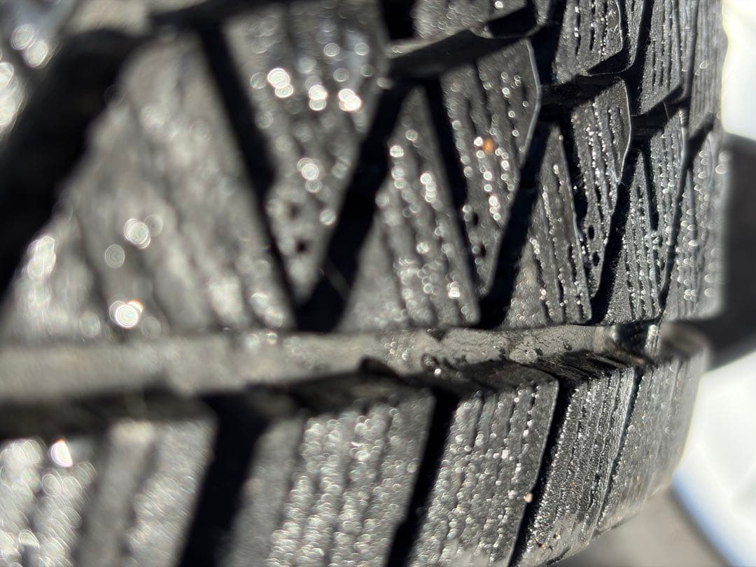 ブリヂストン ブリザック DM-V2 16インチ アルミホイールセット