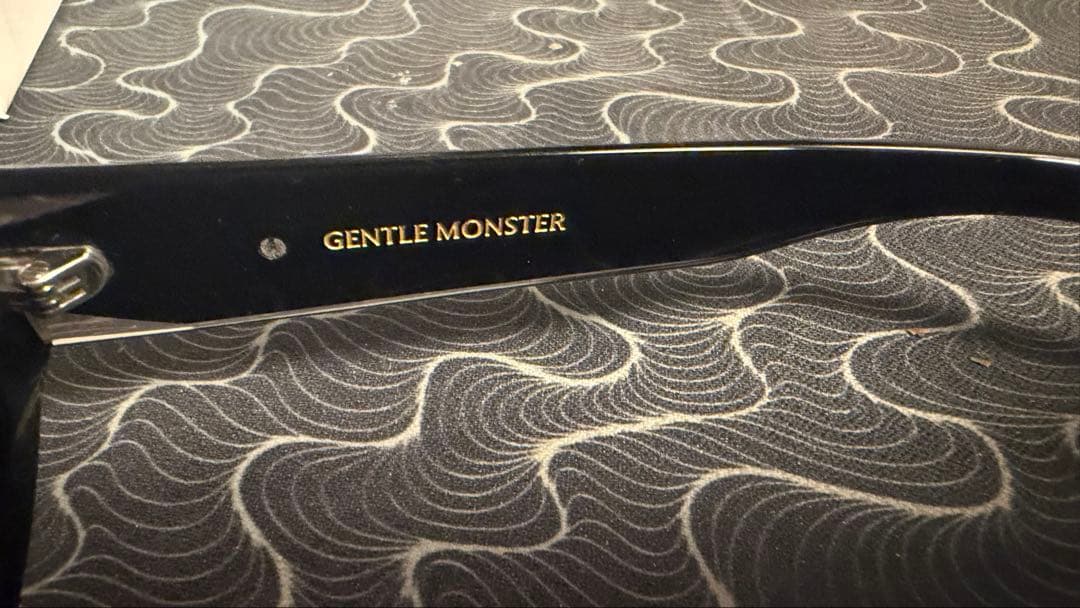 Gentlemonster ジェントルモンスター void01