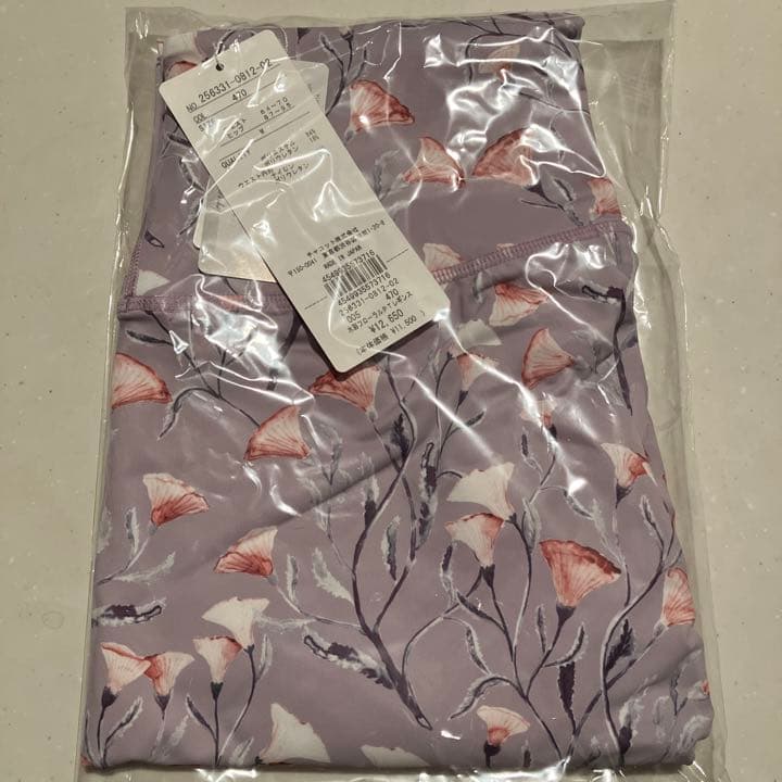 チャコット花柄レギンス　M 新品♡