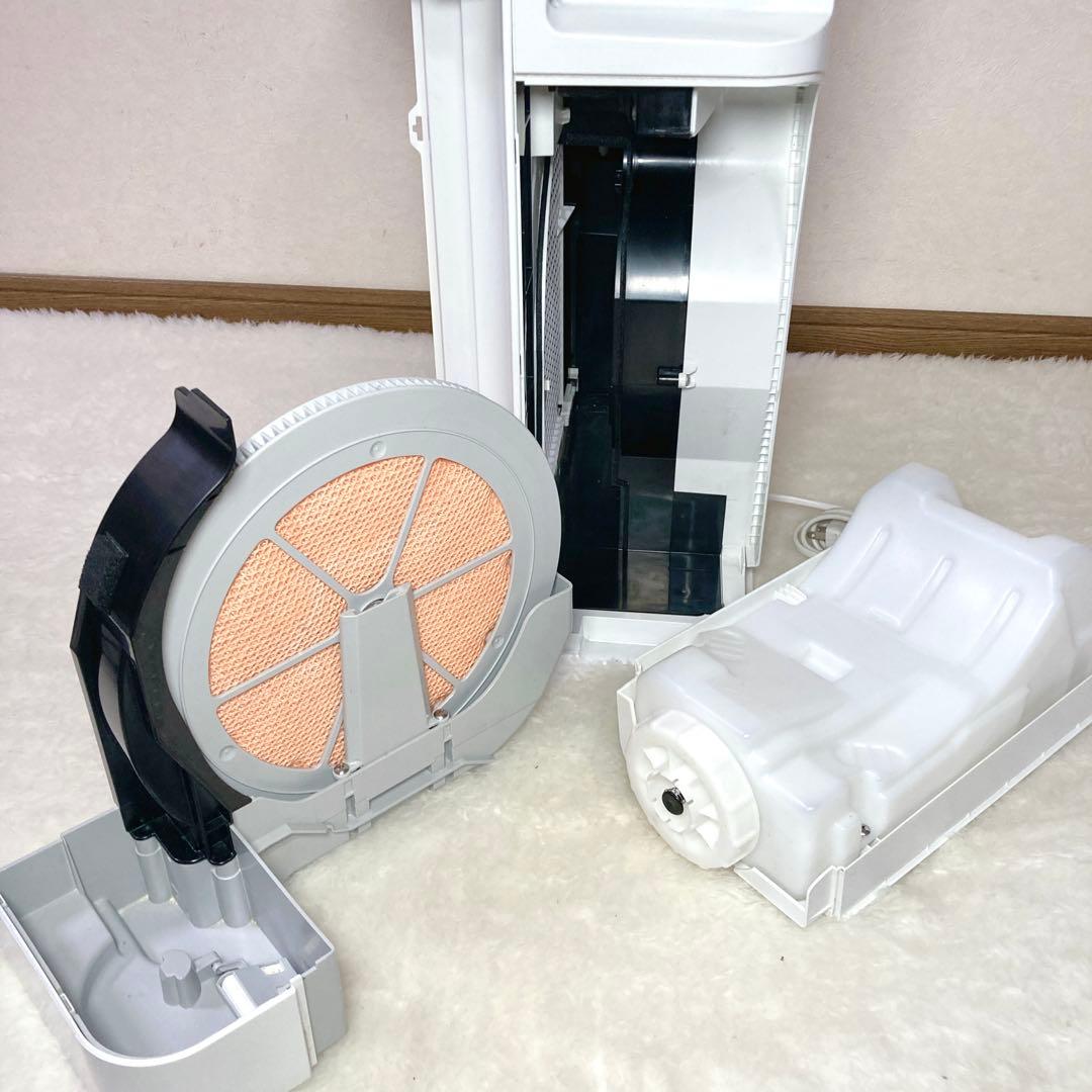 【へたれ金魚】 ダイキン 加湿ストリーマ空気清浄機 MCK70XJ-W