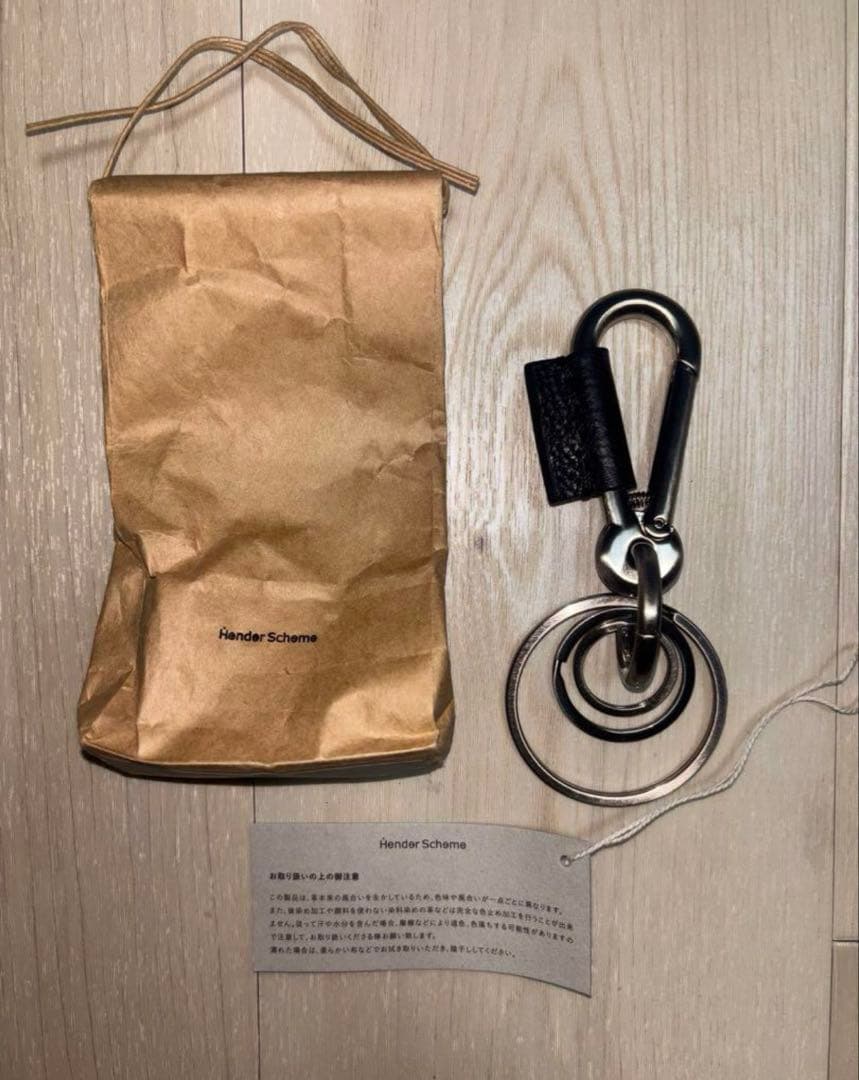 hender scheme カラビナ　黒