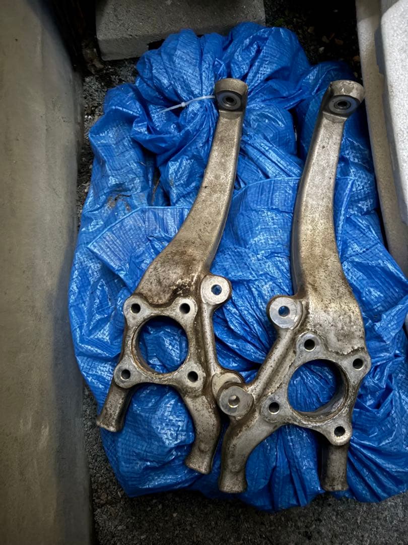 クラウン純正ナックル